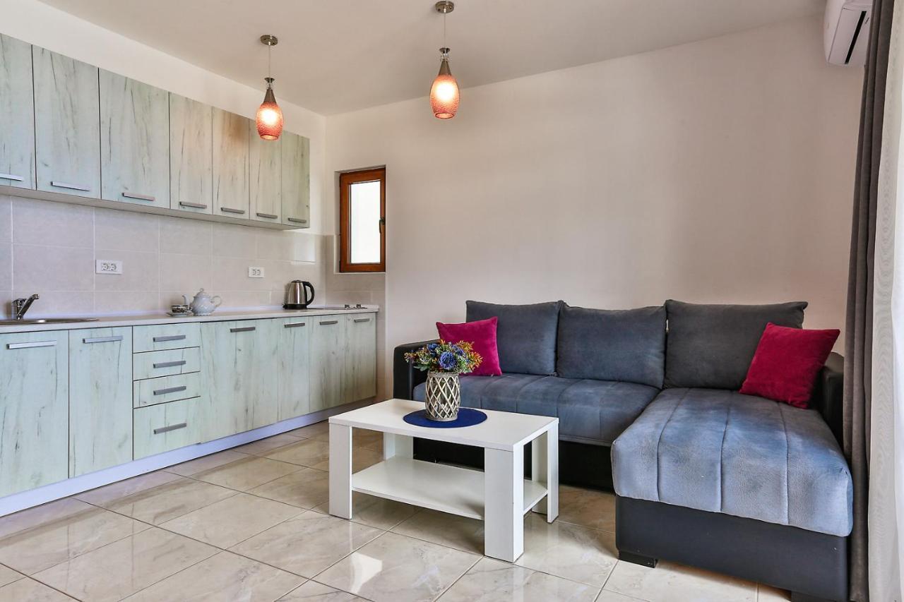 Apartments Sidro Добра Вода Екстер'єр фото