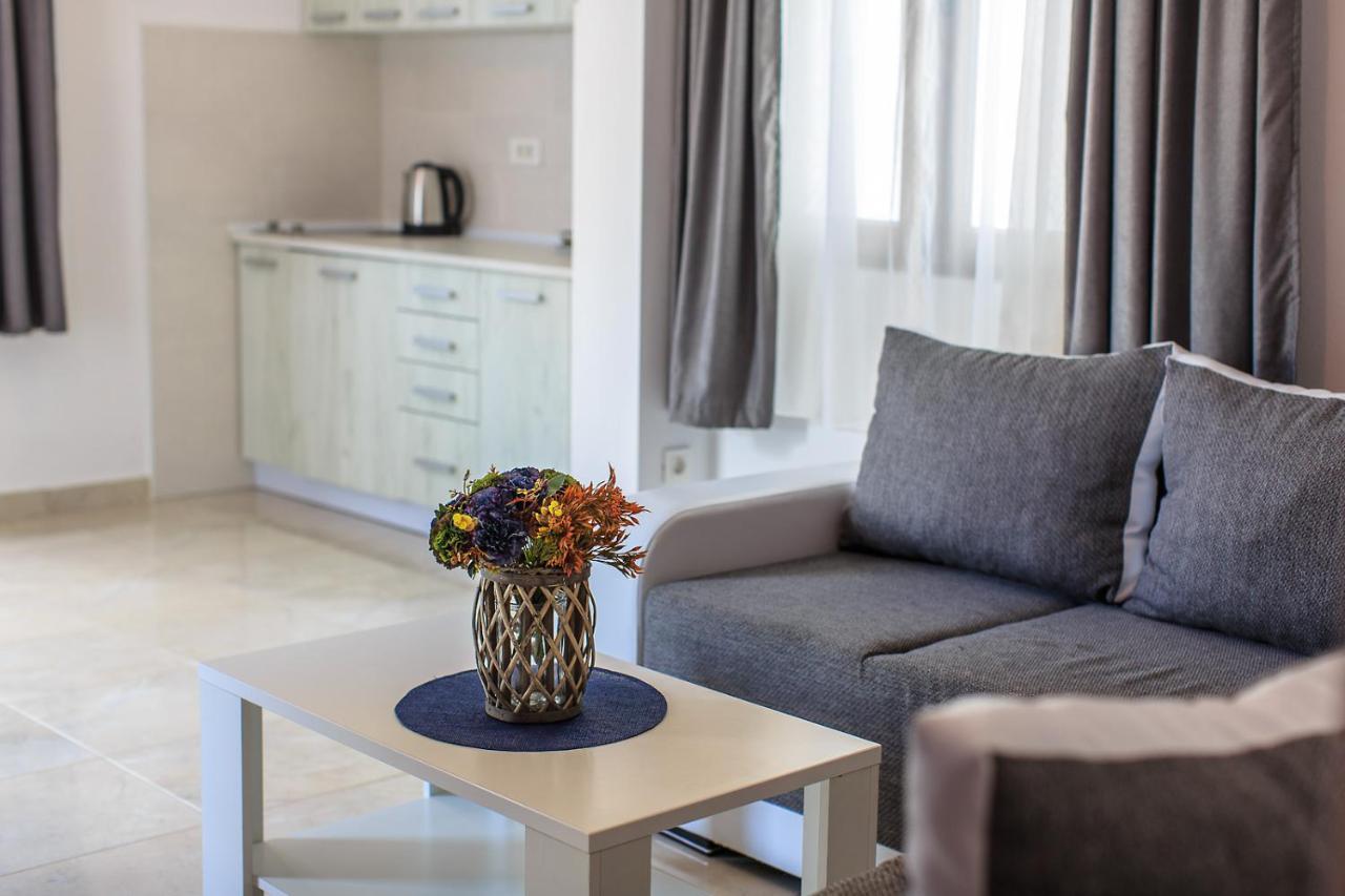 Apartments Sidro Добра Вода Екстер'єр фото