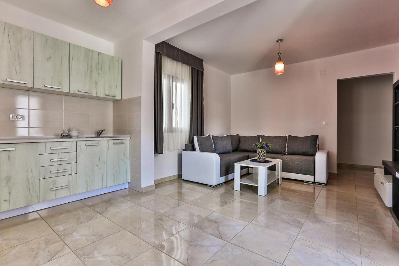 Apartments Sidro Добра Вода Екстер'єр фото